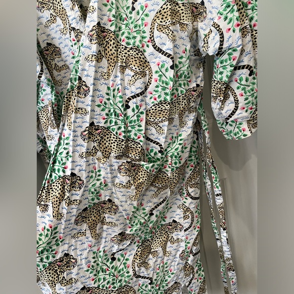 Printfresh Leopard Print Robe - Picture 5 of 6